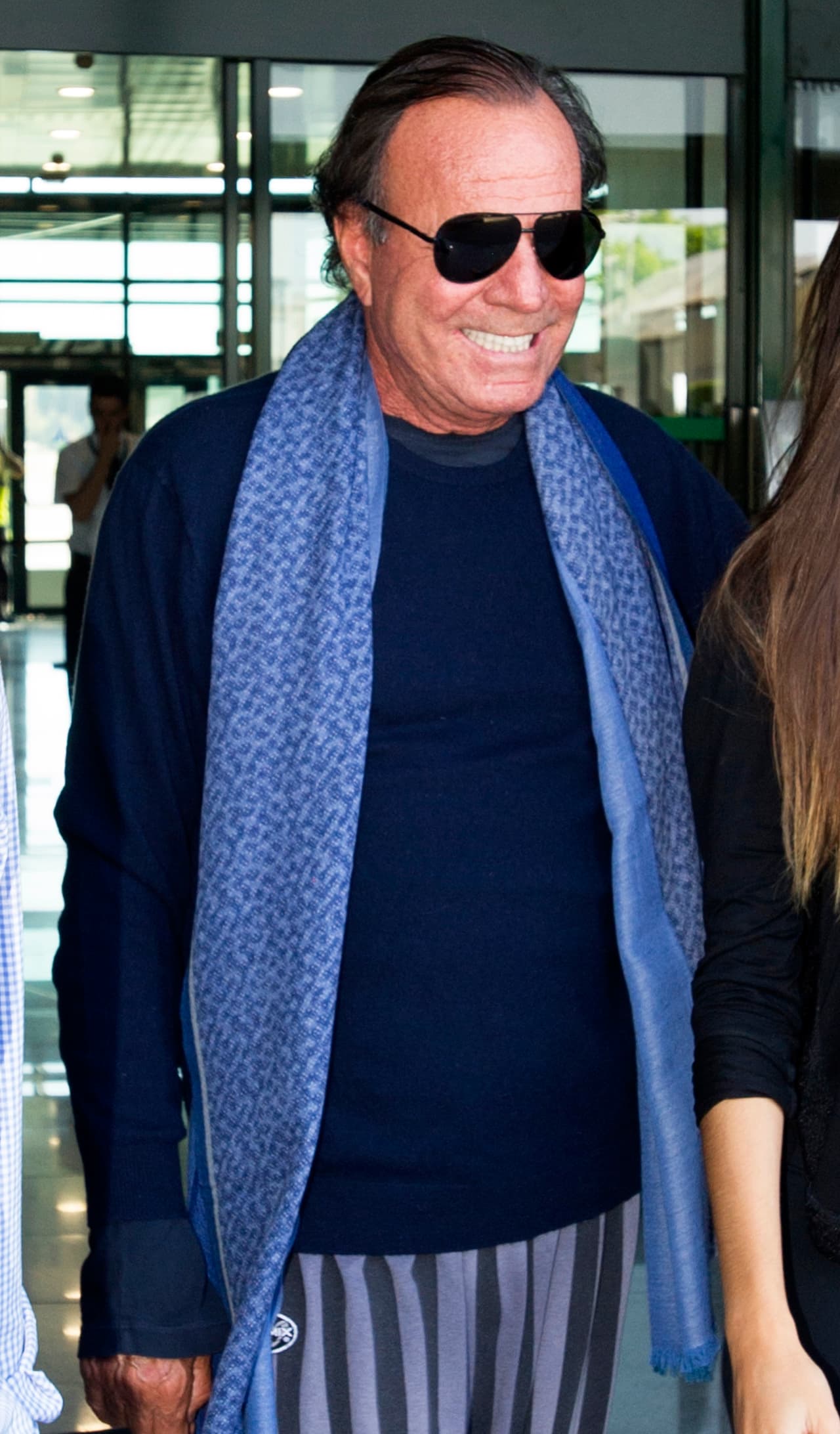 Desde que estaba niño, trató de buscar a su padre a través de los medios de comunicación sin obtener respuesta.
<br>