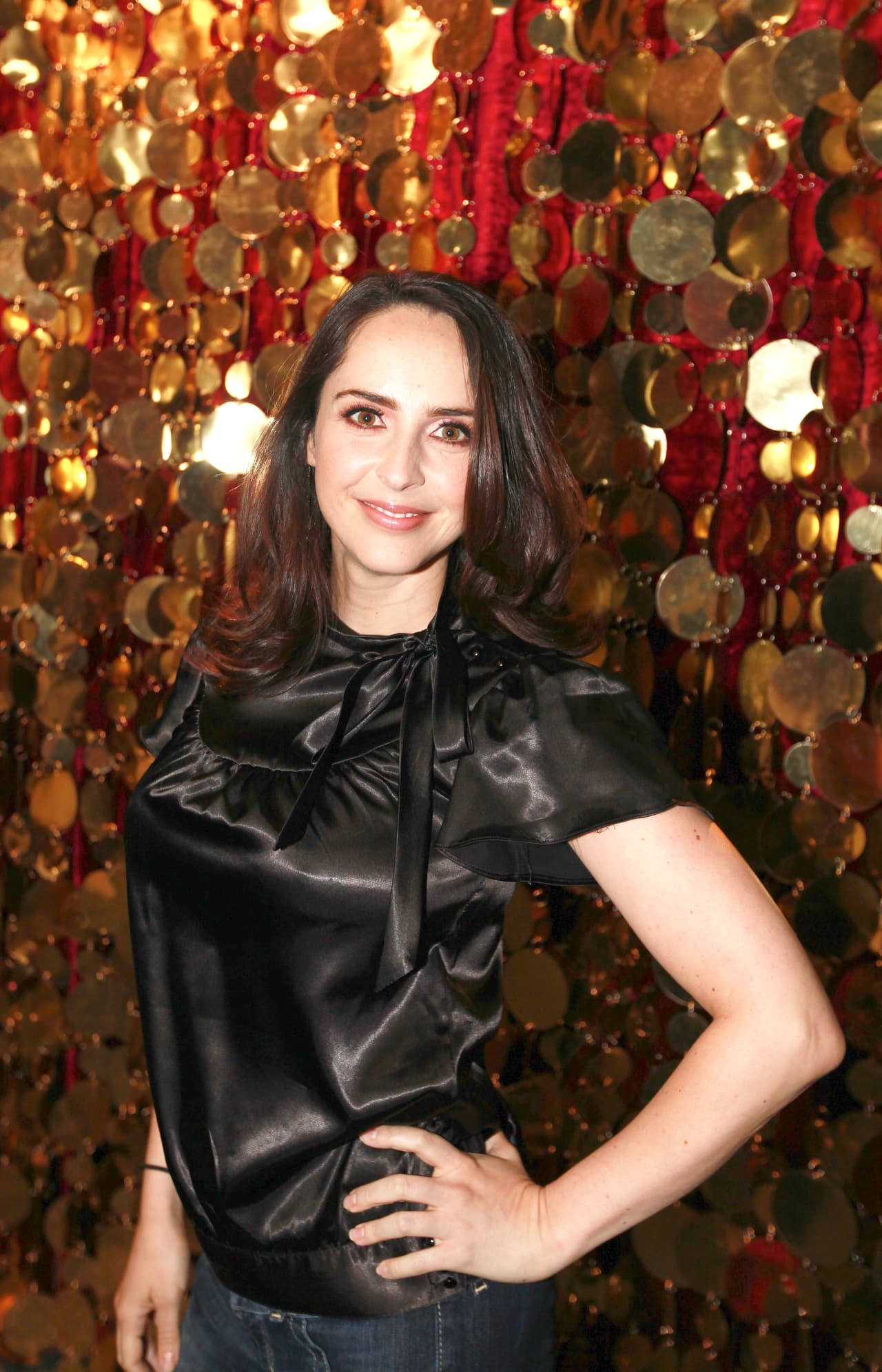 Hasta el momento ha grabado tres discos como solista y uno con la agrupación 'Mosquitas muertas'.