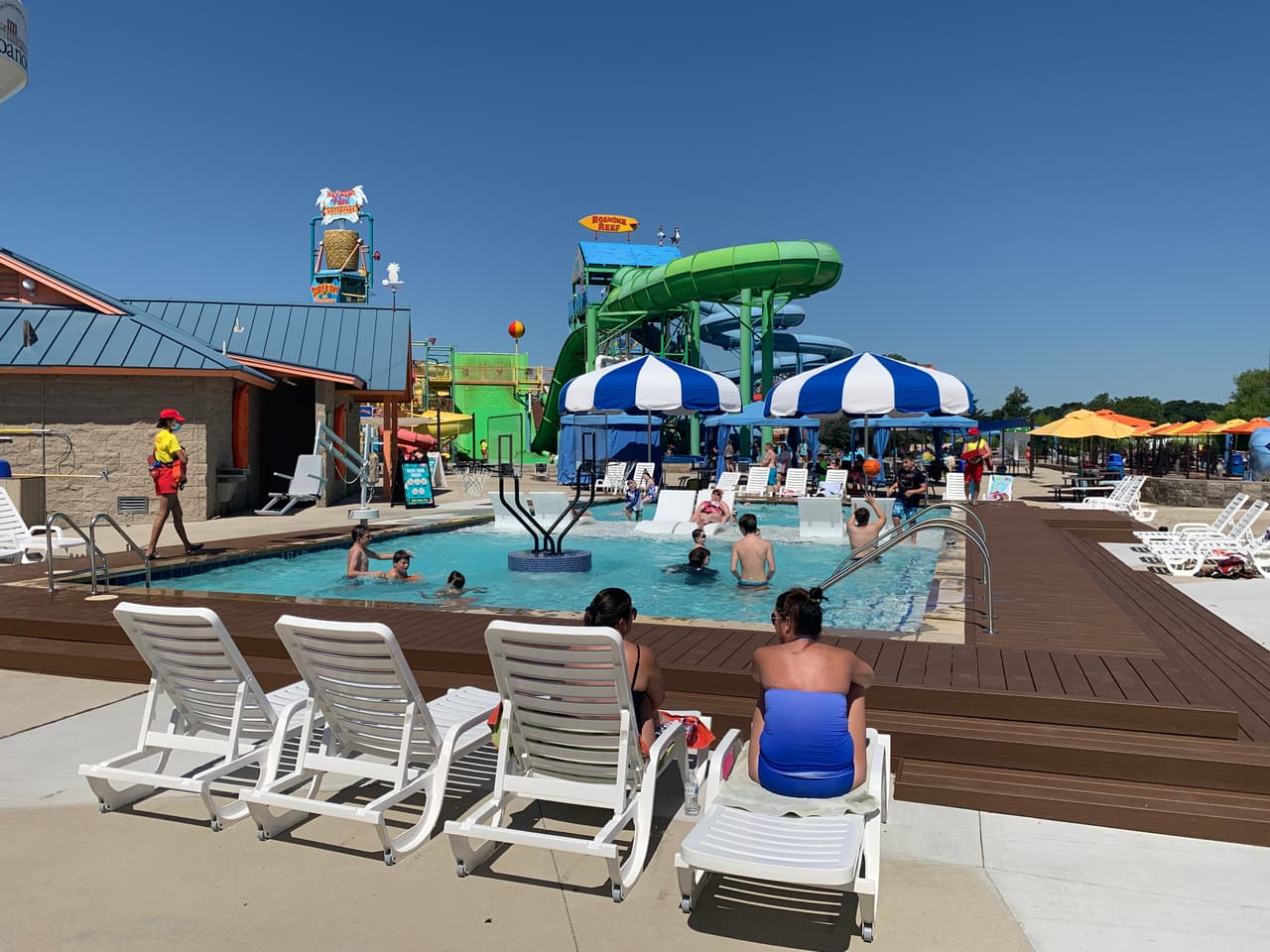 <br>Las locaciones de Mansfield, Roanoke y Waco reabrieron hoy.