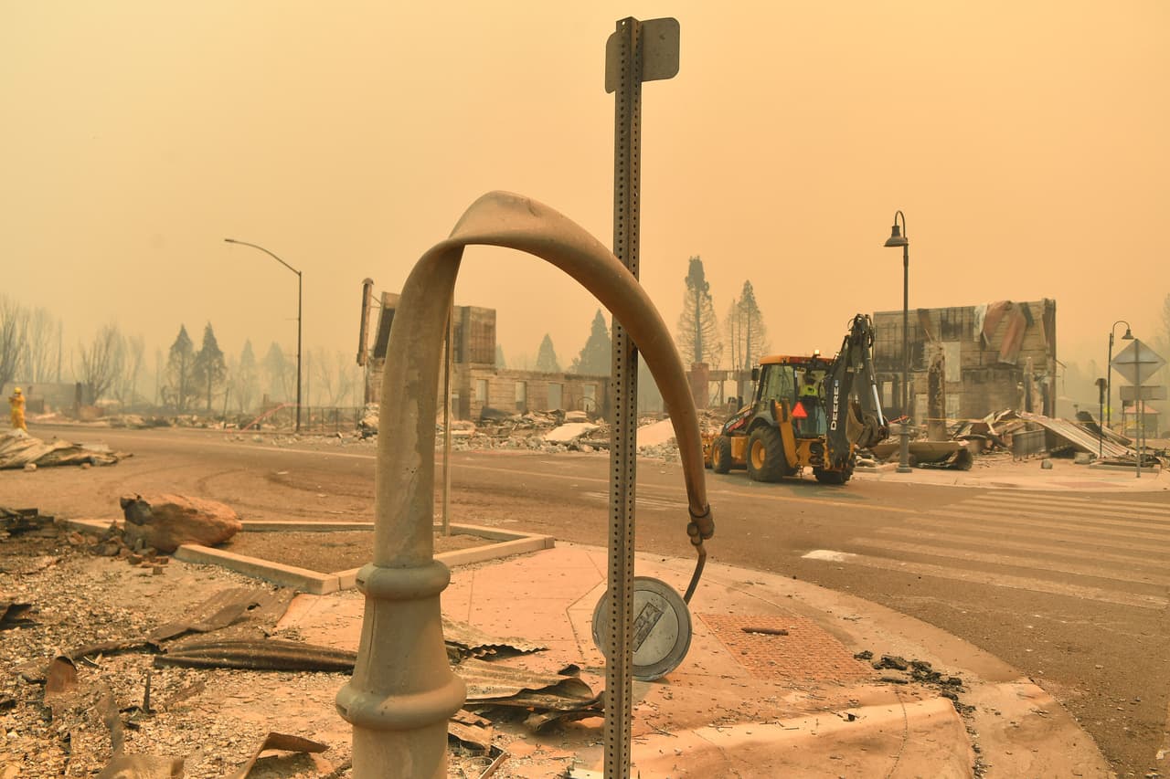 El
<a href="https://droughtmonitor.unl.edu/CurrentMap/StateDroughtMonitor.aspx?CA" target="_blank">Monitoreo de Sequía de los Estados Unidos</a> indicó que ahora el 88.3% del estado está bajo sequía extrema o excepcional especialmente al norte de California, en el área de la Bahía y la zona central del estado.