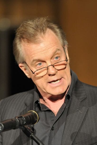 En la grabación Stephen Collins supuestamente confiesa ante la presencia de un terapeuta y su ex mujer, Faye Grant, los abusos que cometió repetidamente contra una niña de 11 años de edad durante varios años.