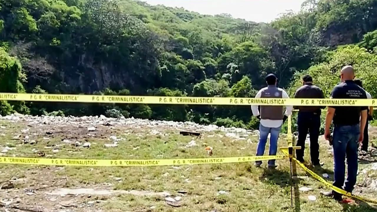 Exgobernador de Guerrero es detenido por caso Ayotzinapa; nuevas pruebas apuntan ocultamiento de evidencias