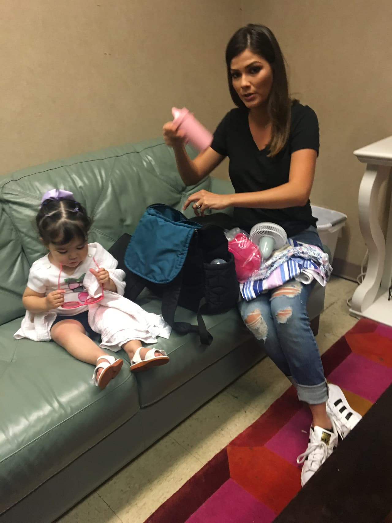 Estamos Detrás de Cámaras, miren nada más quien llegó a visitarnos.