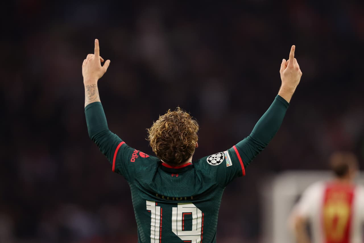 AMSTERDAM, NETHERLANDS - OCTOBER 26: Harvey Elliott of Liverpool celebrates after scoring their team's third goal during the UEFA Champions League group A match between AFC Ajax and Liverpool FC at Johan Cruyff Arena on October 26, 2022 in Amsterdam, Netherlands. (Photo by Dean Mouhtaropoulos/Getty Images)