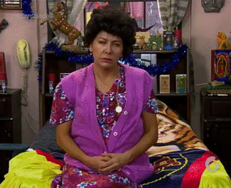 Lo primero que debes hacer es ganarte su confianza y hacerle ver lo mucho que quieres a su hijo (a).