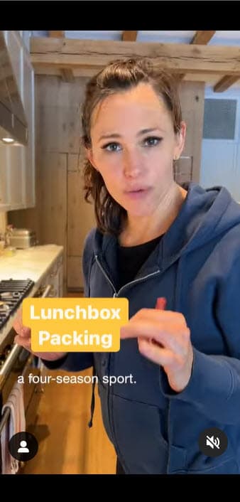 Garner se dejó ver este fin de semana en Instagram realizando una de las actividades que más le gustan: la jardinería.
<br>