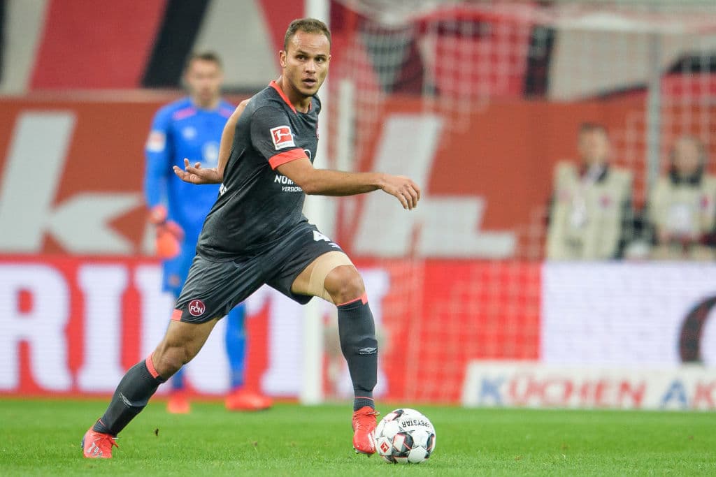 El 1. FC Nurnberg va de regreso a la 2Bundesliga al concluir la campaña en el puesto 18 de 18 posibles en la Bundesliga con solo tres triunfos y para sumar 19 unidades. El peor equipo esta campaña del balompié alemán.