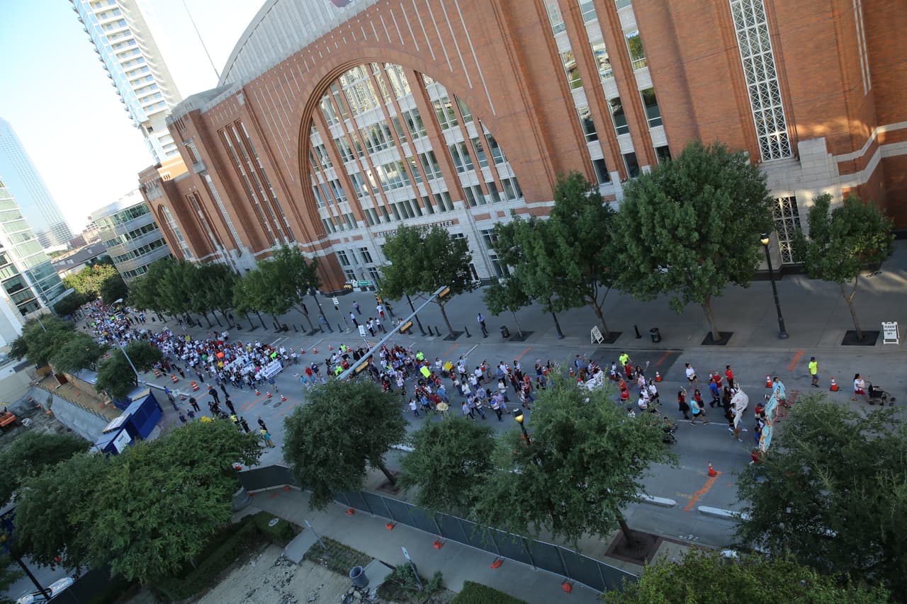 Hispanos, americanos y afroamericanos unidos contra Donald Trump