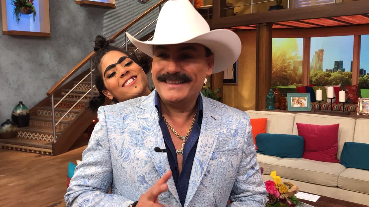 Esa sonrisa de Mela convence a cualquiera. El Chapo de Sinaloa aceptó pagar por el túnel de Mela.