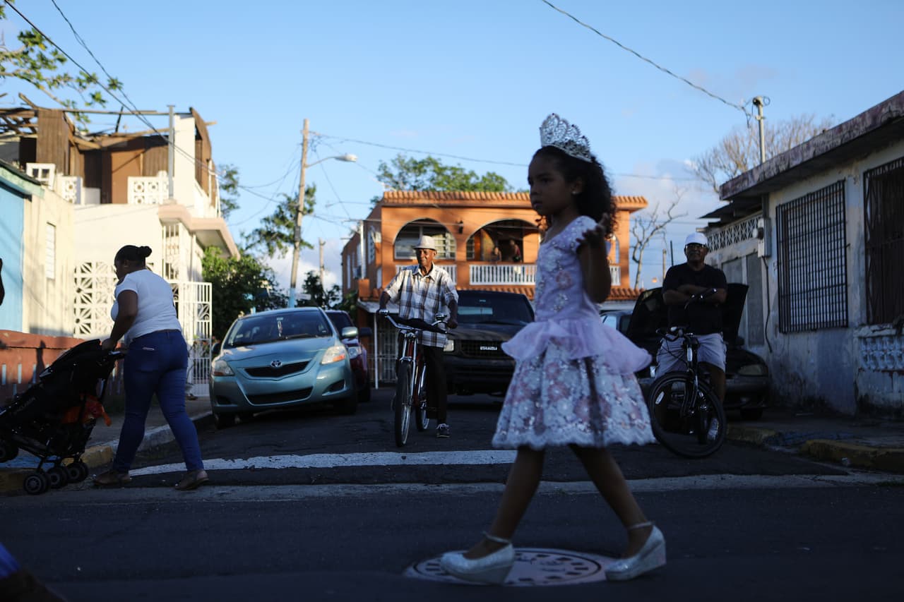 <b>5)</b>
<b>Ecos de María</b>
<br>
<br>Este año, la parada pondrá un enfoque especial en Loíza, una comunidad afro puertorriqueña ubicada cerca de la capital de San Juan que se transformó después del huracán. También habrá mucha "bomba", el género tradicional de danza y música afropuertorriqueña que es muy popular en esa región.