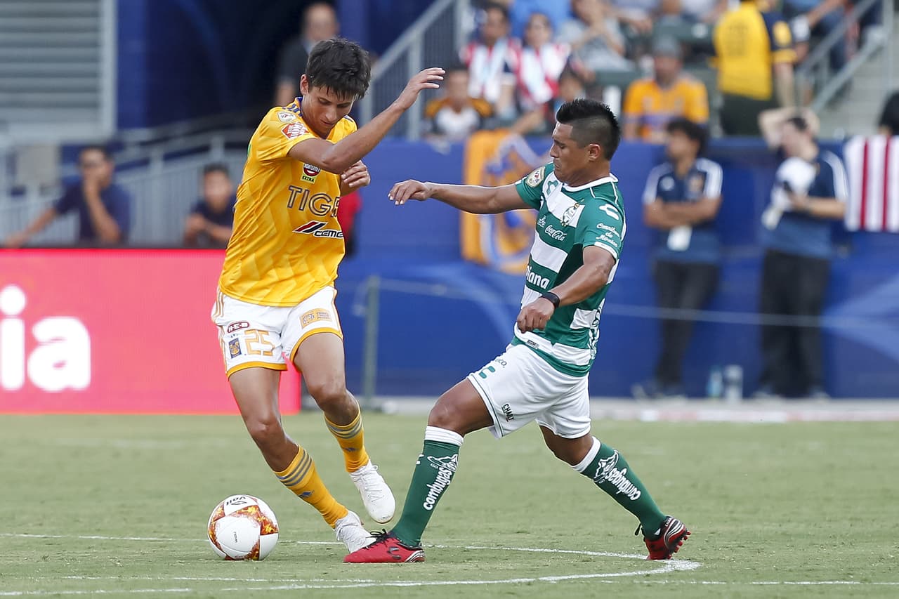 El encuentro comenzó muy movido, con buen ritmo, con un Jürgen Damm dispuesto a explotar sus virtudes en este próximo torneo.