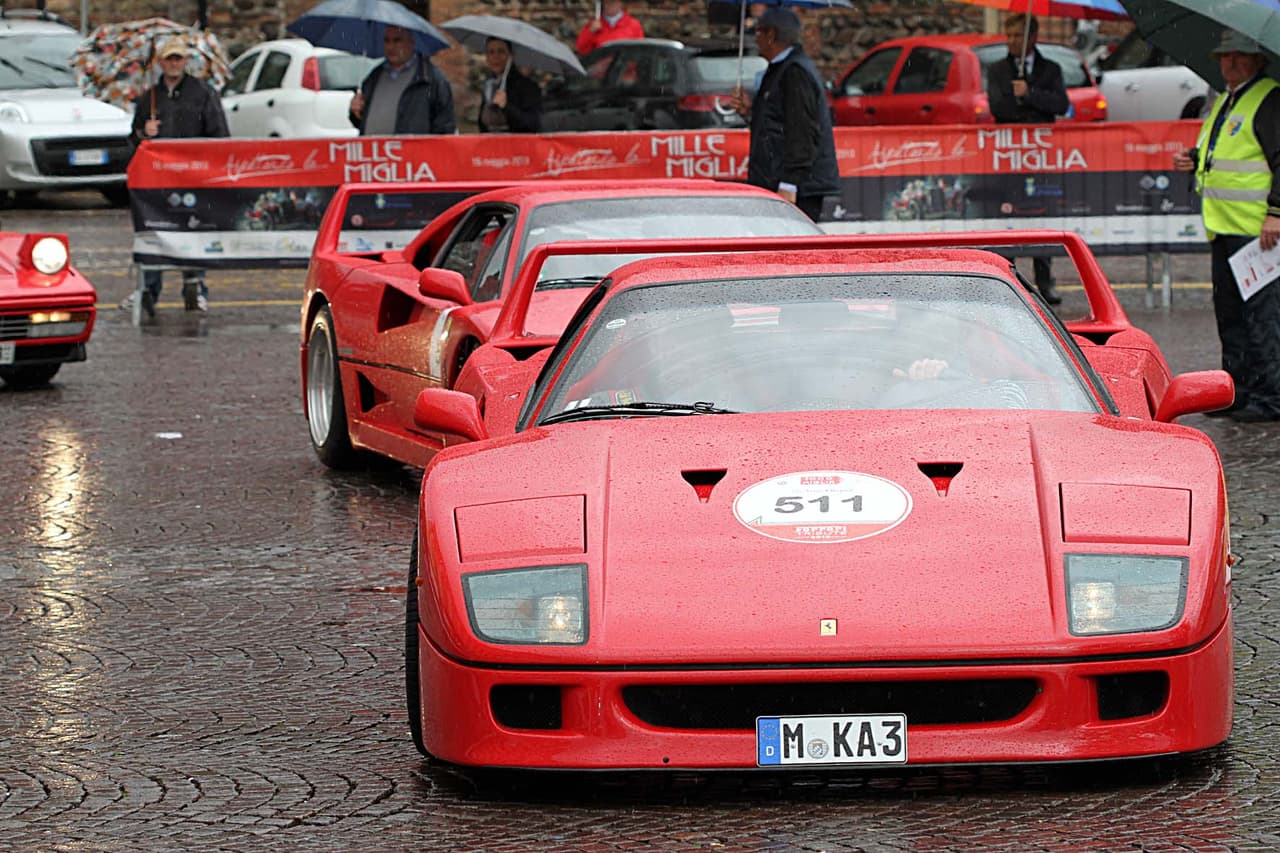 Ferrari F40 1987-1992