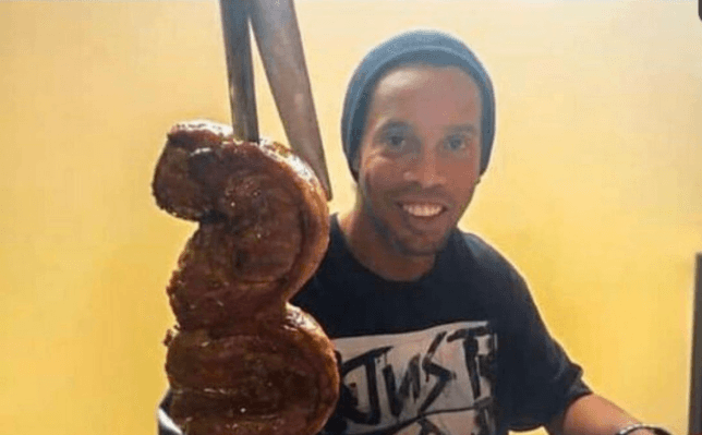 ¡Come mejor que varios! Así festejó Ronaldinho cumpleaños en prisión