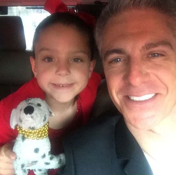 María y Lisardo son muy unidos. Les encanta hacer todo tipo de actividades juntos.