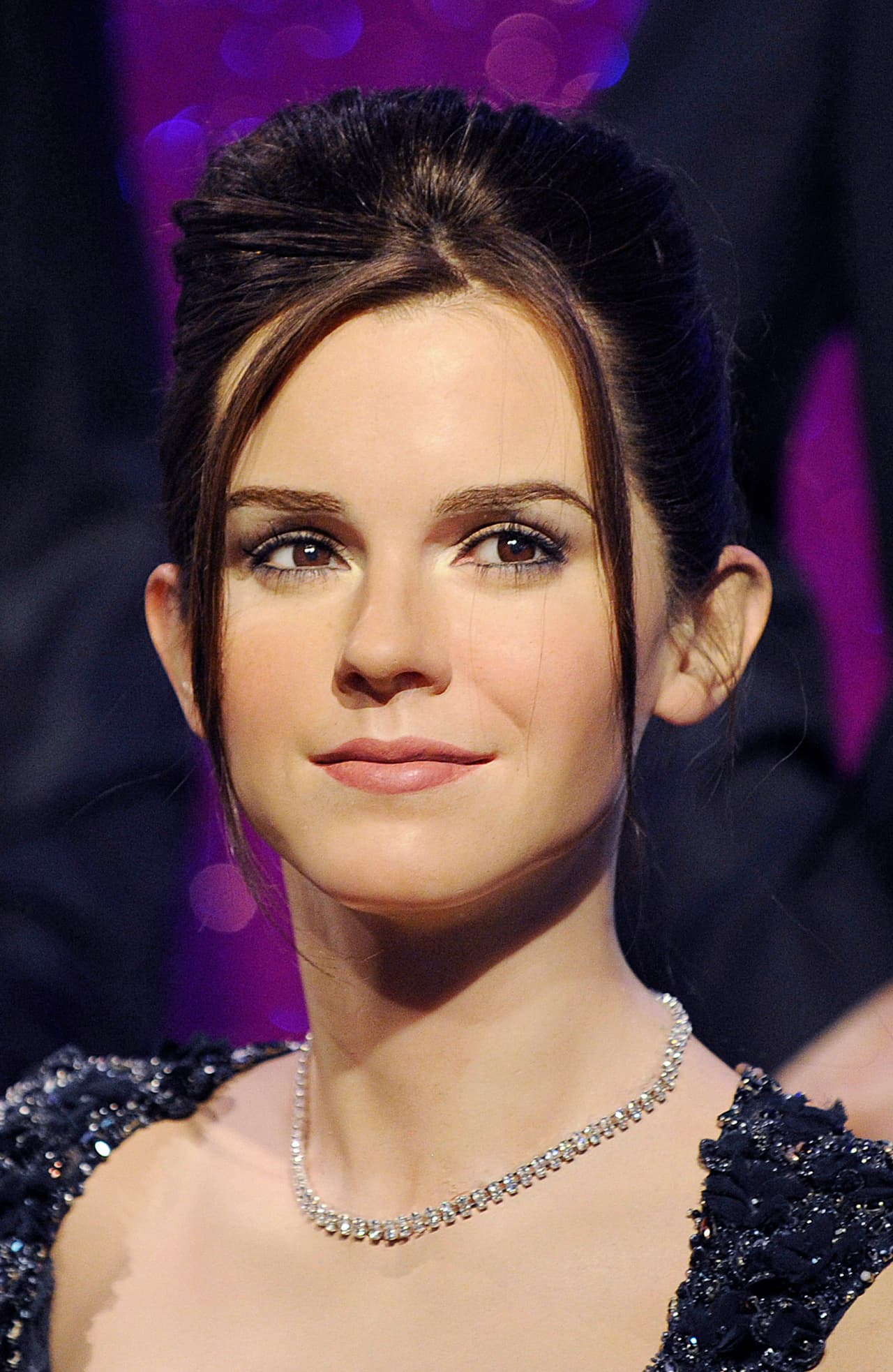 Oops! Al parecer les sobro cera y le pusieron orejas de más.