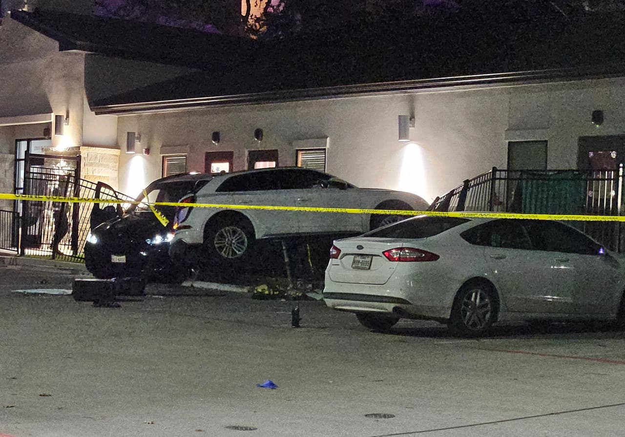 El choque ocurrió
<b>la tarde del jueves 19 de diciembre </b>afuera de la escuela ubicada en la 27521 West I.10, en la calle que da acceso a la autopista.