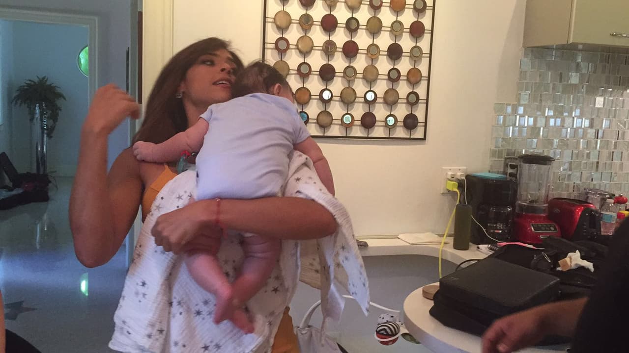 No te puedes perder esta entrevista exclusiva y el detrás de cámaras.