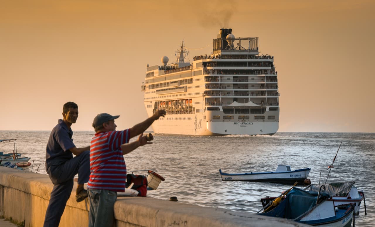 La violencia borra a Acapulco del mapa de la línea de cruceros Holland America