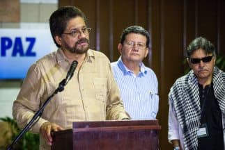 Los comandantes de las FARC Ivnán Márquez, Pablo Catatumbo y Jesús Santrich en La Habana, Cuba.