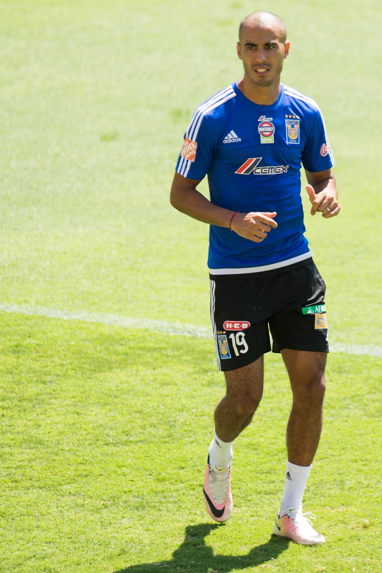 Guido Pizarro: "Delort está a la par de los jugadores que están acá"