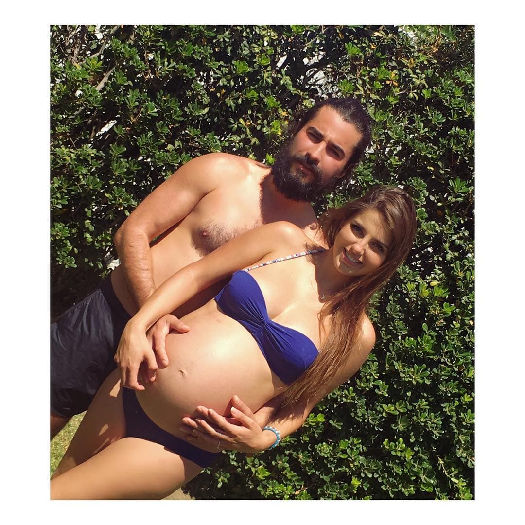 <b><a href="http://www.univision.com/temas/michelle-vieth">Michelle Renaud</a></b> también se convirtió en madre de un pequeño que resultó tener la hermosura de su famosa madre.