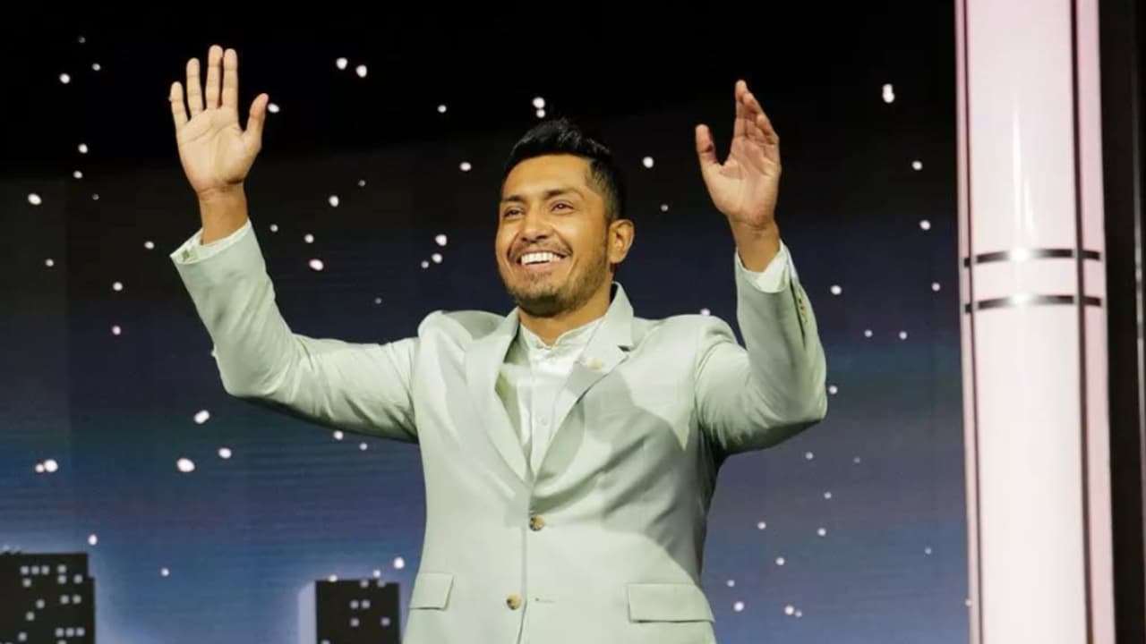 Tenoch Huerta revela al mexicano que lo inspiró a ser actor y rompe el silencio sobre su camino a Hollywood