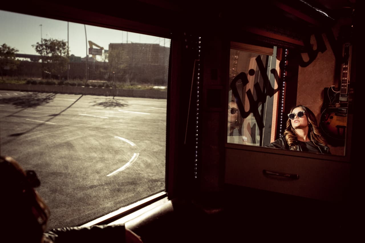 Clari quedó encantanda con el Gibson Bus.