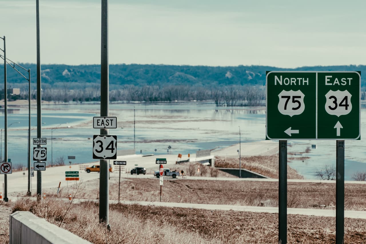 <h3 class="cms-H3-H3"><b>19. Bellevue, Nebraska</b></h3>
<br>
<br>
<b>Conductores con al menos una de estas tres infracciones:</b> 31.51%
<br>
<br>
<b>Conductores con una multa por exceso de velocidad: </b>12.95%
<br>
<br>
<b>Conductores con un accidente culpable:</b> 15.60%
<br>
<br>
<b>Conductores con una infracción de DUI:</b> 3.74%