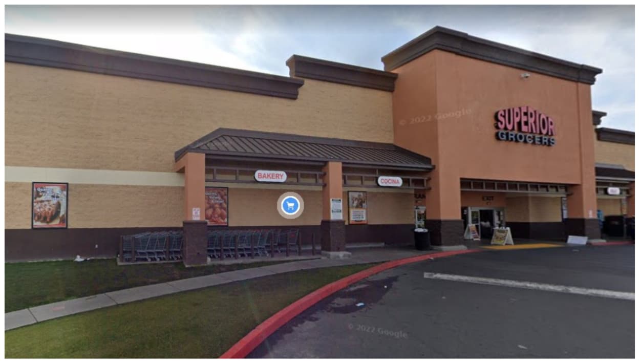 El empleado muerto en tienda comestible es identificado como hispano