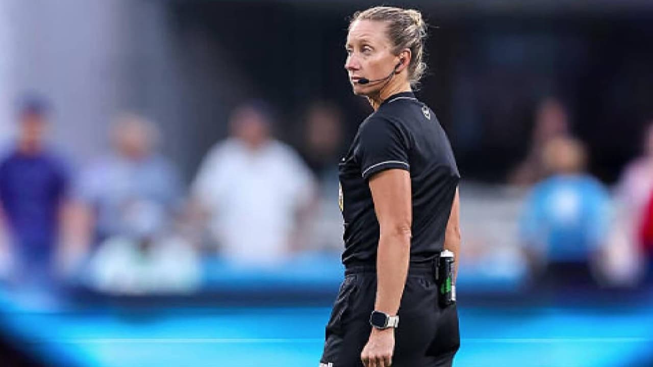 Mundial 2026: Tori Penso encabezó por primera vez una tripleta arbitral de mujeres