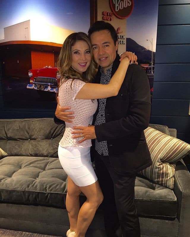 Priscila y Gustavo están juntos desde 2001, cuando decidieron unir sus vidas en una ceremonia religiosa que tuvo lugar en la Catedral de Monterrey, México.