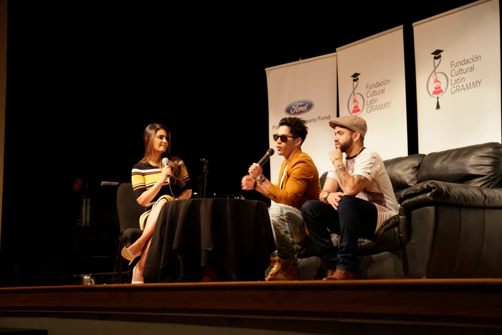 Chino y Nacho en Latin GRAMMY en las Escuelas