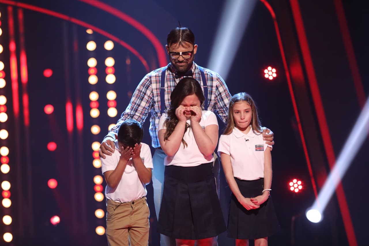 Giselle anunció casi al borde del llanto que los eliminados eran los Pequeños Guerreros.