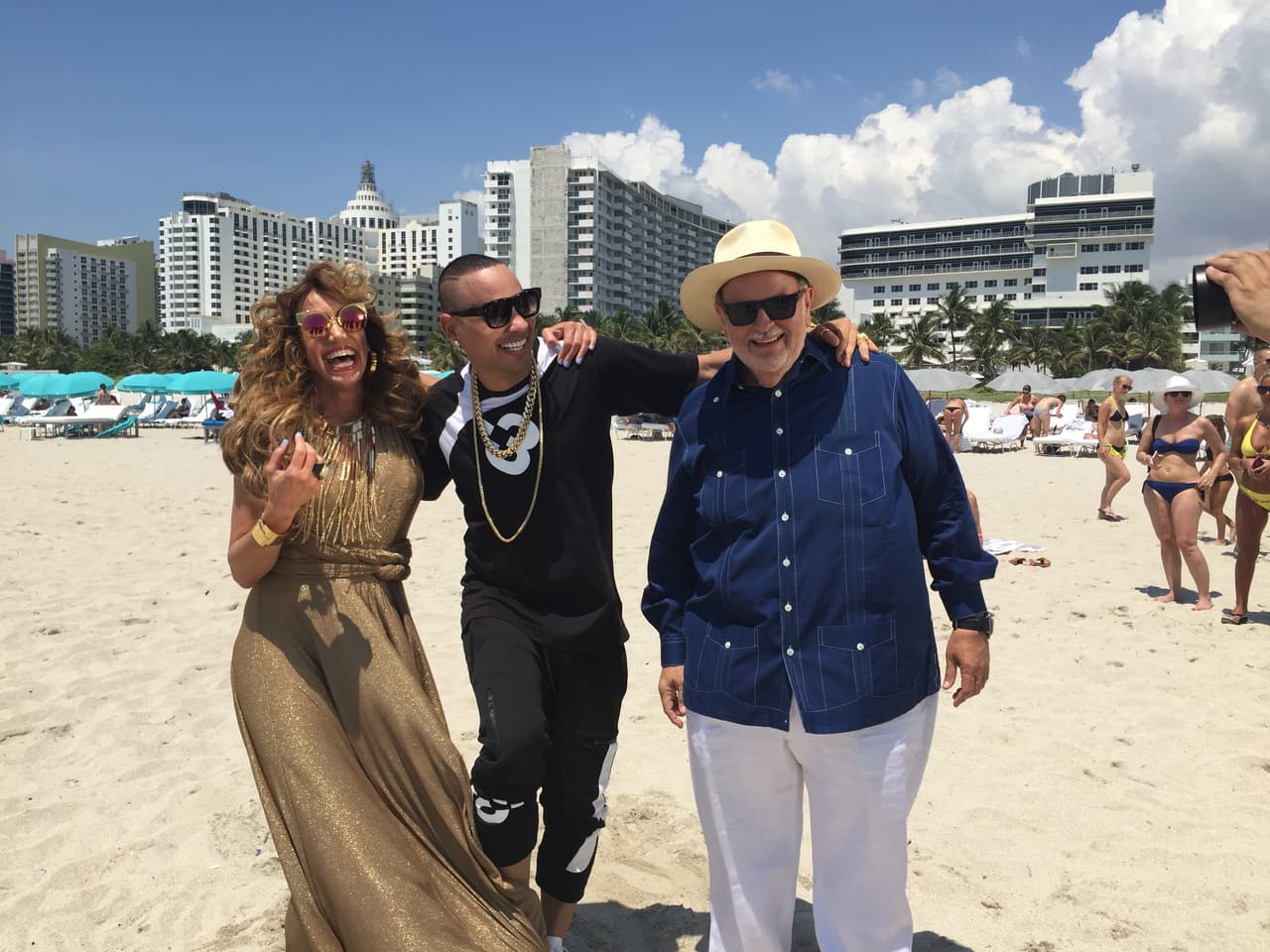 Y que siga la fiesta...