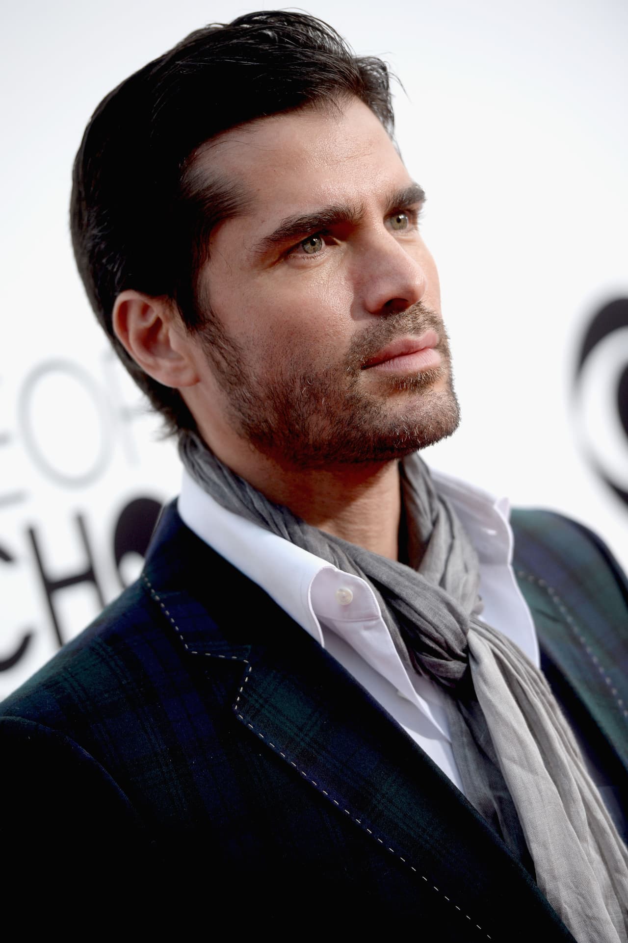 Por ello, Eduardo regresó a Hollywood para hacer cine al servicio de la religión.