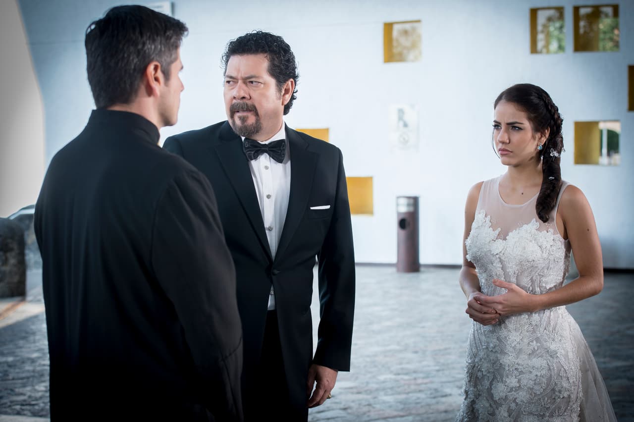 Othón lo permitió pero lo único que pasó es que ambos se dijeron adiós.