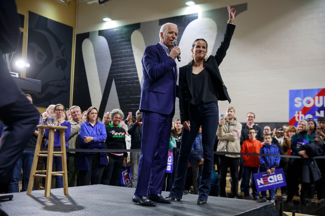 Aunque en los últimos meses participó en diferentes eventos públicos junto a su padre, se ha mantenido lejos del ojo público.