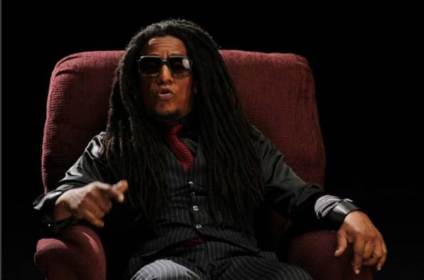 5. Tego está casado con Michelle Peterbauer y tiene un hijo llamado Malcolm X, así como una hija de nombre Ebony Nairobi.