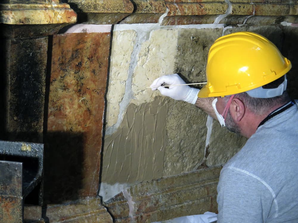 Comienzan la restauración de la tumba de Jesús en Jerusalén