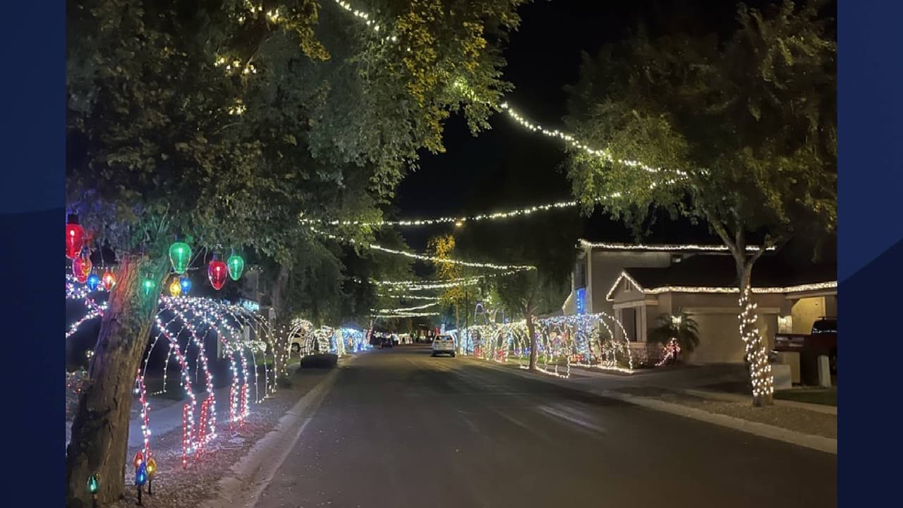 <a href="https://seeclickfix.com/issues/11573389" target="_blank">Ubicación</a>: 4220 E Marshall Ave, Gilbert AZ 85297
<br>Arizonenses pueden ver esta calle iluminada todos los días de 6pm a 10pm.