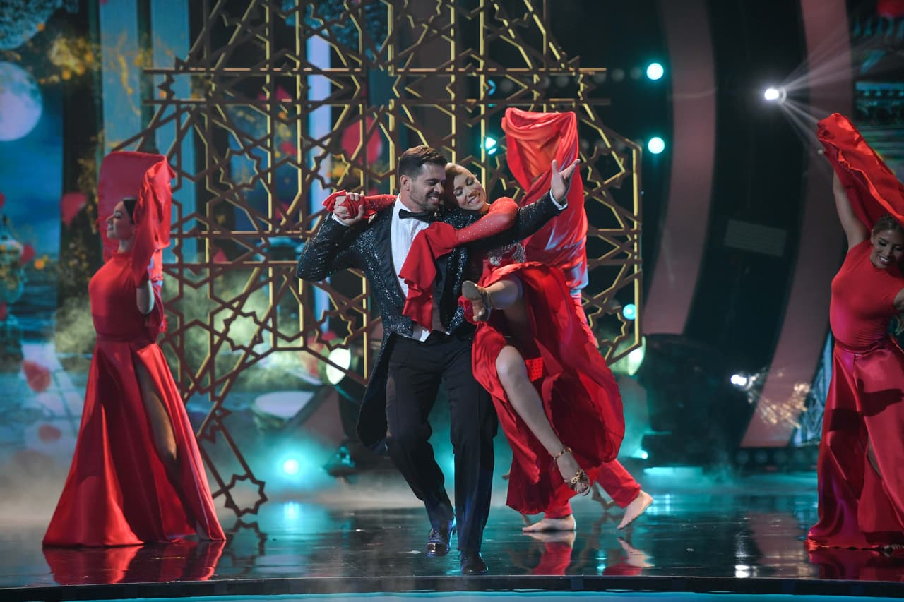 Agregó que valoraba mucho el tiempo que el cubano se tomaba para el baile: "a veces se siente como si estuvieras en camara lenta".
<br>