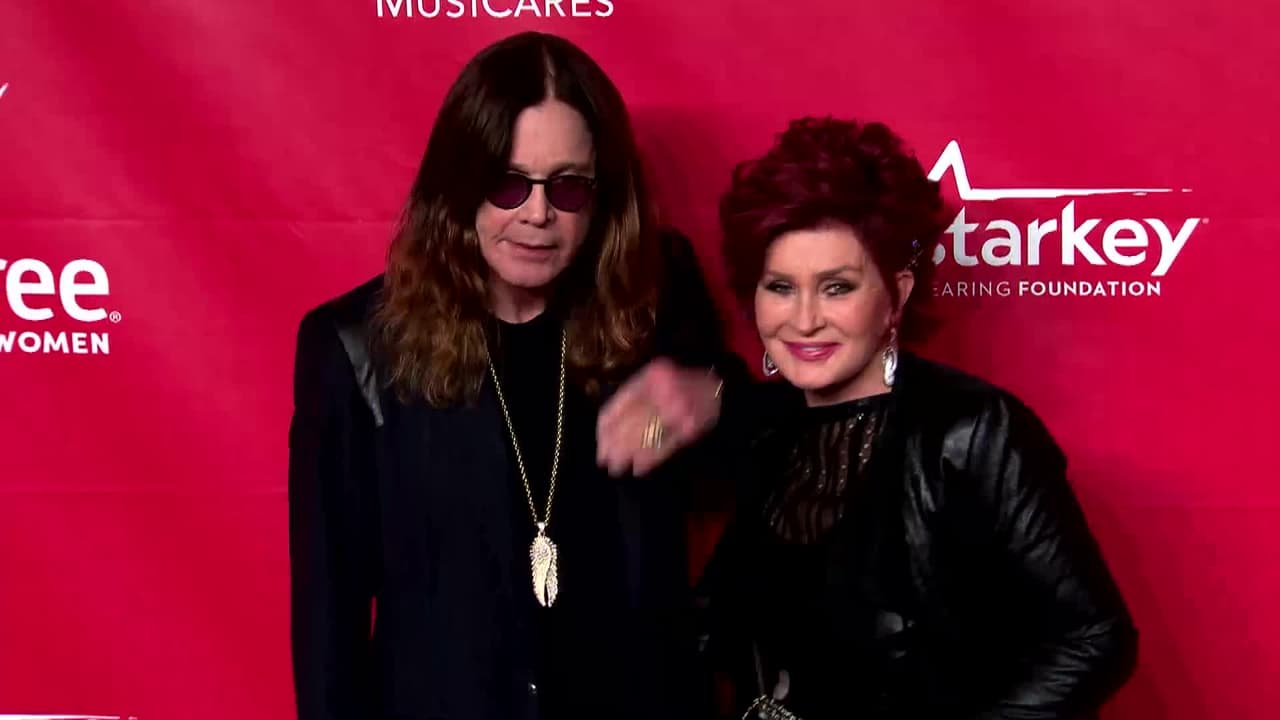 Sharon Osbourne defiende el tuit de su hija atacando a la amante de su padre
