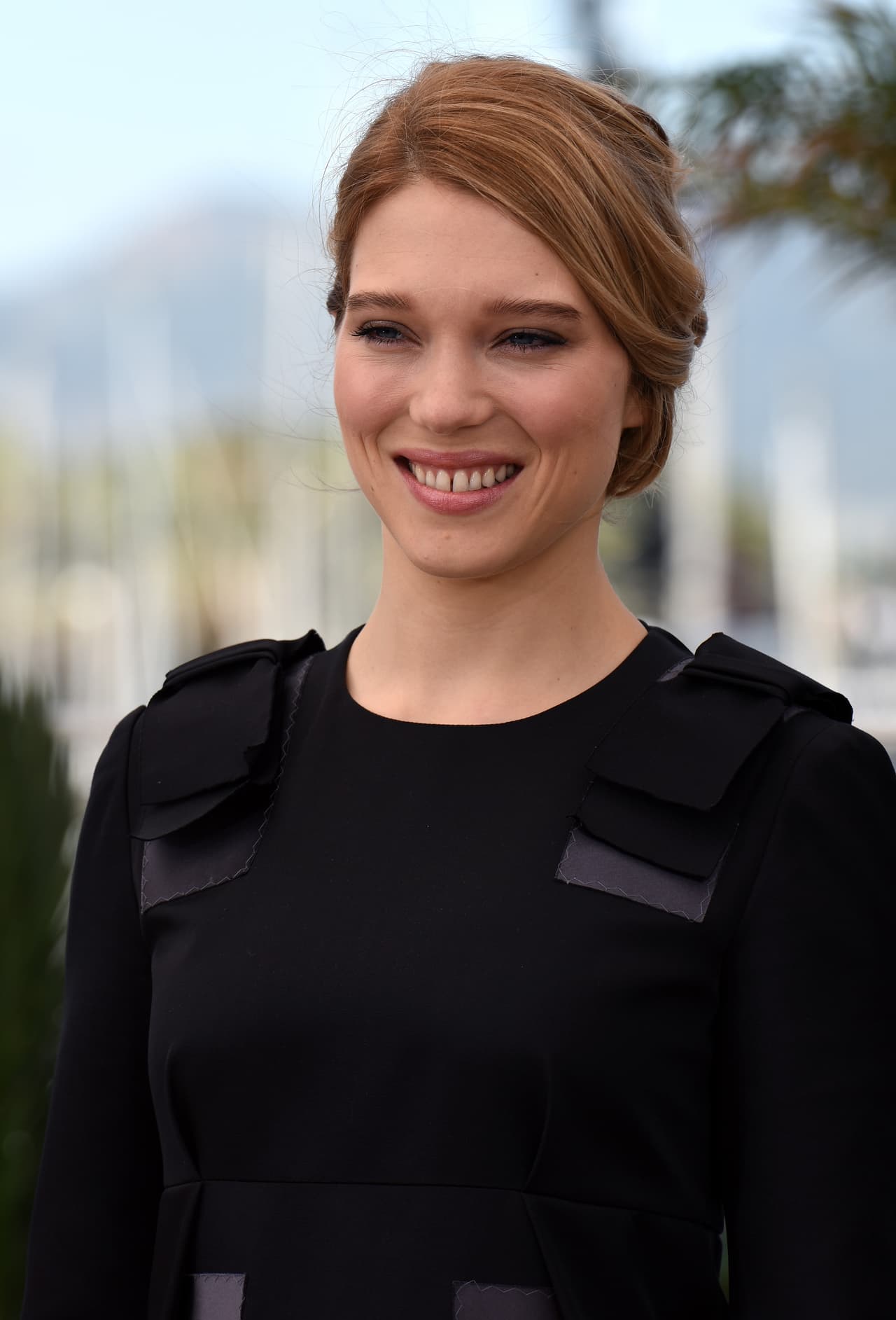 Ya que cuando tenía tan solo tres años, sus padres decidieron separarse, lo que le afectó muchísimo.