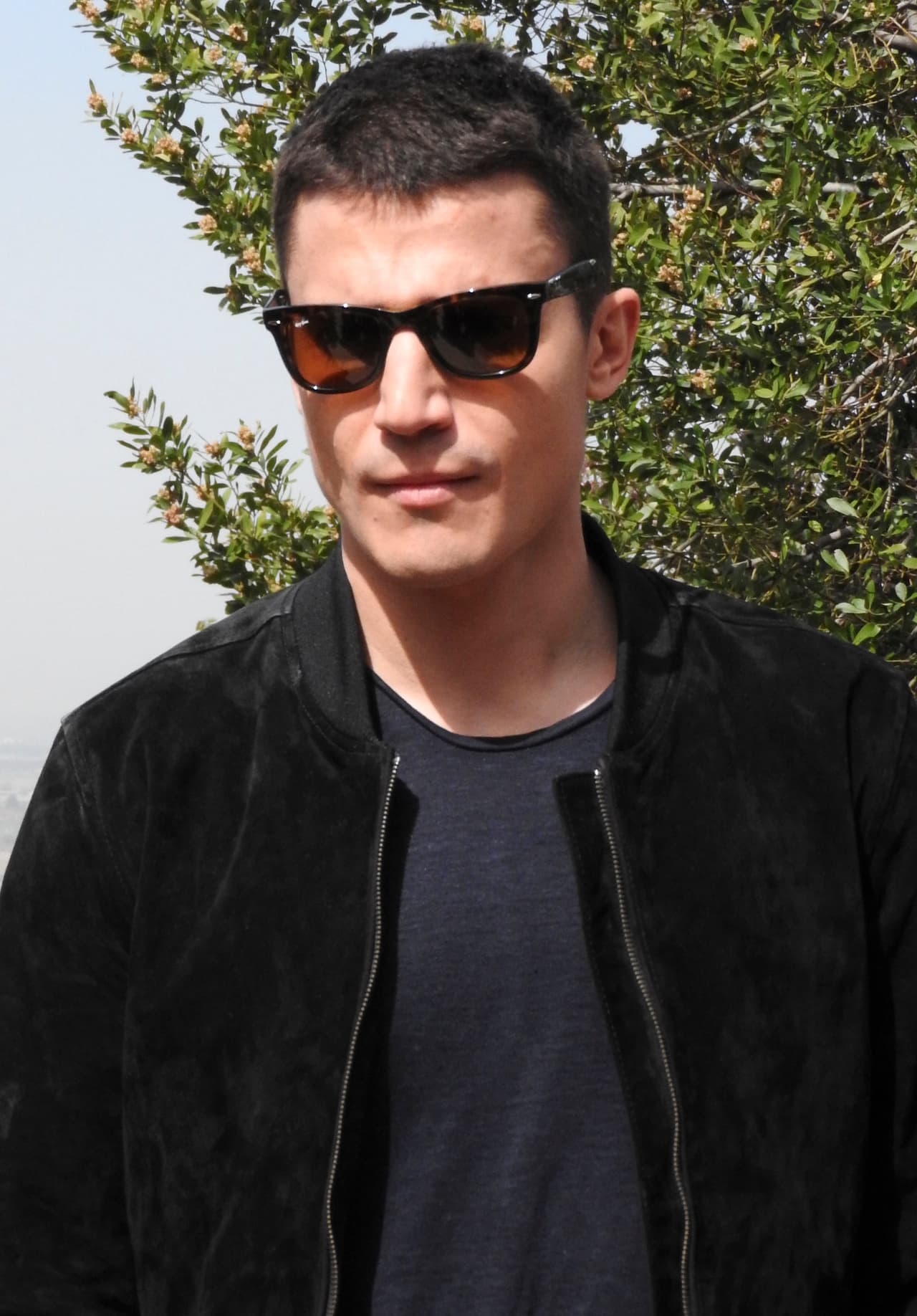 El apuesto actor se convertirá en Javier Morey en El Príncipe, y nos conquistará cada noche apoderándose de la pantalla de UniMás.