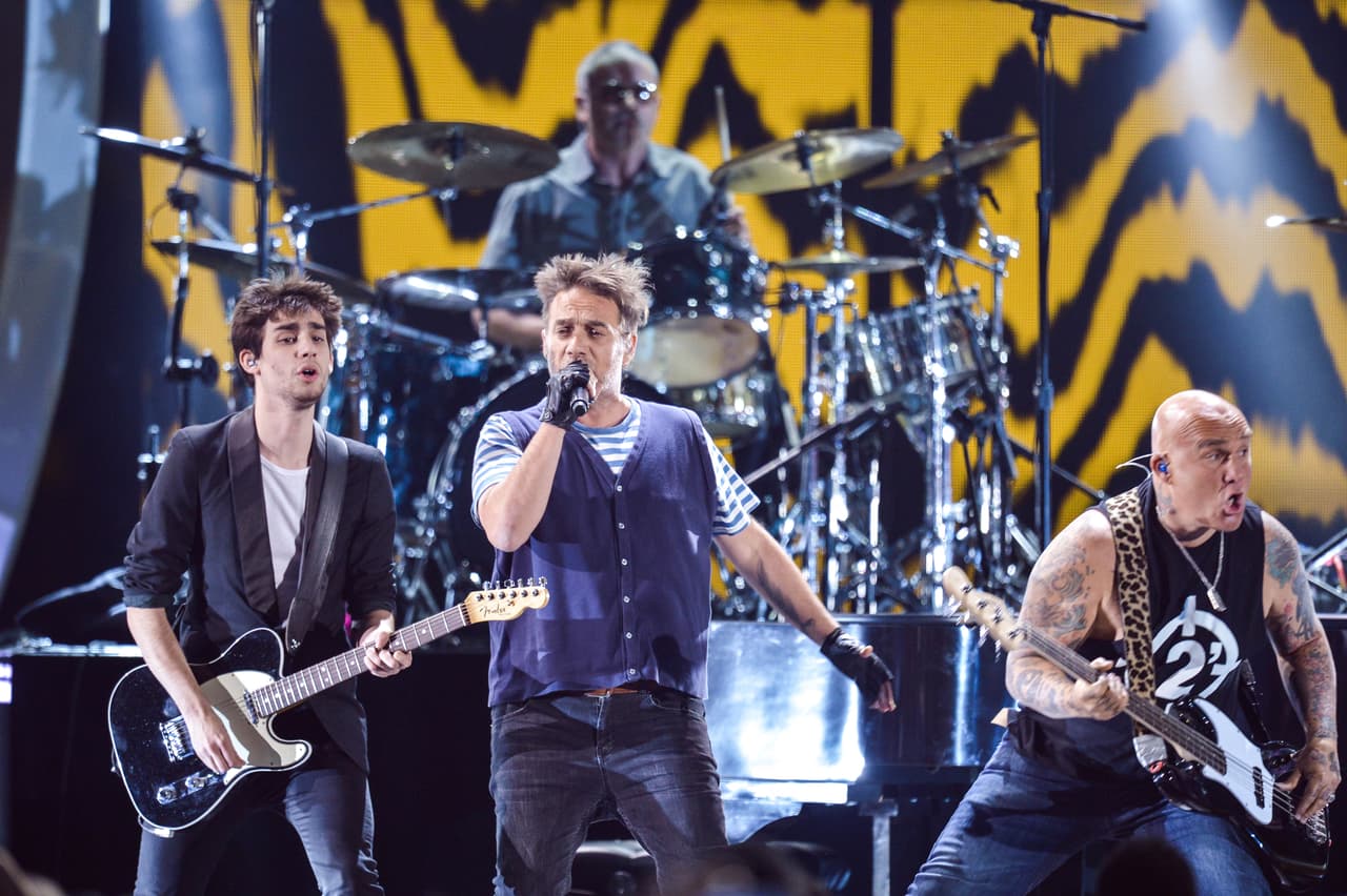 'Matador' fue la canción que puso a todos de pie.