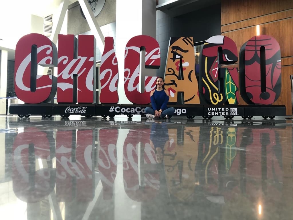 Volvería a 
<b>Chicago</b> todos los años. La gente es amable, la comida fantástica, los lugares hermosos y puedo decir que ahora tengo amigos también en la 'ciudad de los vientos'.