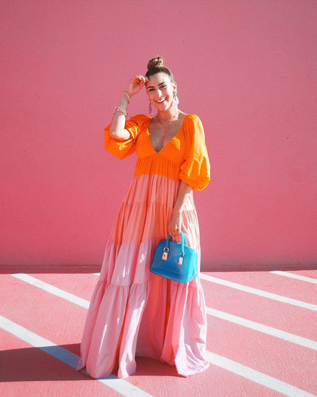 A través de las redes sociales, la colaboradora de Despierta América comparte su amor por la moda en cada outfit que presume.