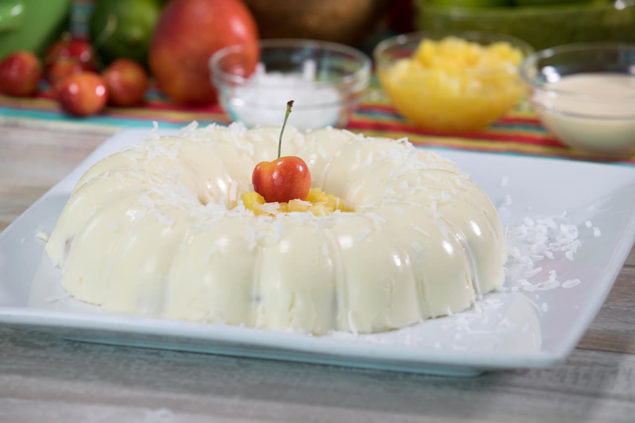 Gelatina de piña colada