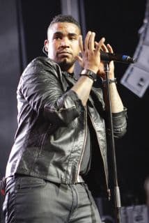 Don Omar tomó un camino distinto, él primero fue pastor y después se convirtió en cantante de reggaeton.