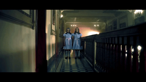 Es así como podrás trasladarte a espeluznantes escenarios como 'The Shining'. El laberinto dedicado a este film permitirá a los visitantes revivir algunos de los momentos más siniestros e icónicos de la película.